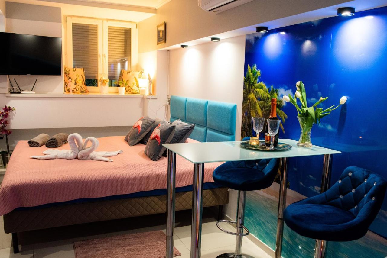 Jacuzzi Apartment Zen Krasków Exterior foto
